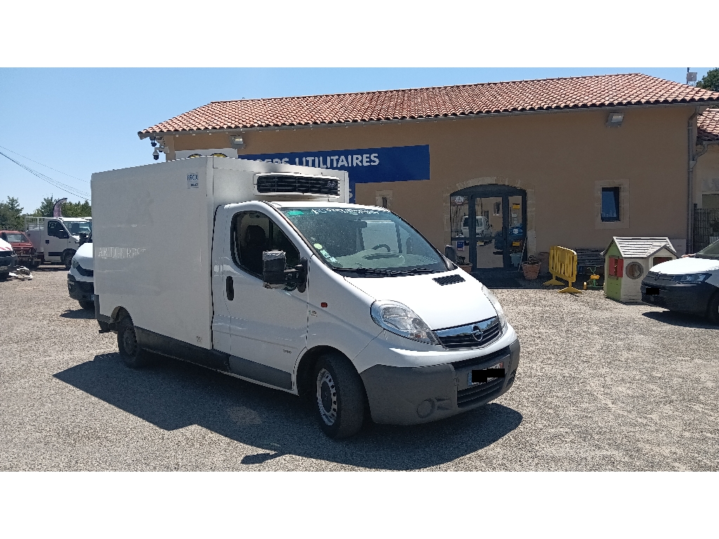 OPEL – VIVARO – Plancher-Cabine – Diesel – Blanc